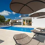 Lumalu Holiday home *