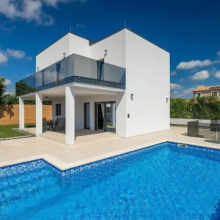 Holiday home Lumalu