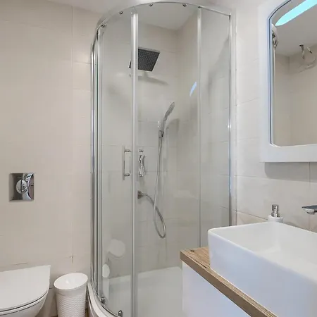 Lumalu * Orbanići