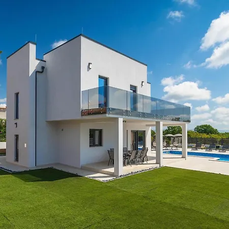 Lumalu Feriehus Orbanići